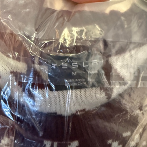 Tesla Model X-Mas Sweater Medium Size - Picture 3 of 5